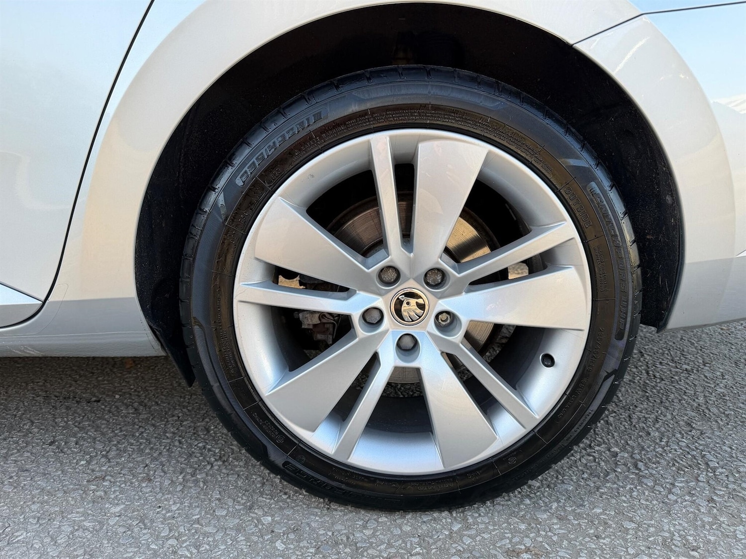 Used Skoda Superb 2020 for sale - 76519513: Photo 30