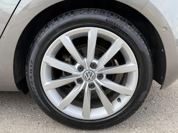Used Volkswagen Golf 2013 for sale - 79468538: Photo