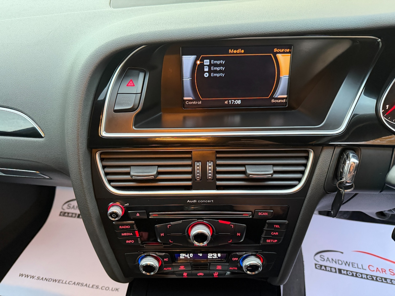 Used Audi A4 2012 for sale - 75935984: Photo 13