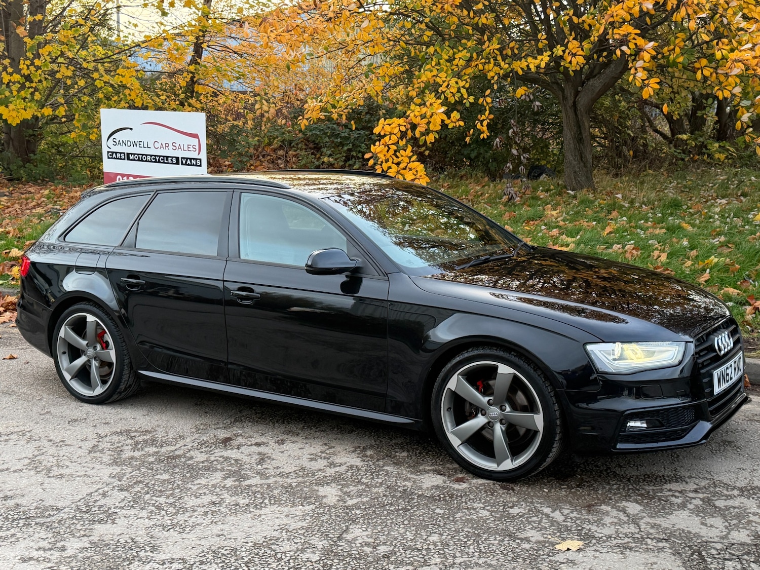 Used Audi A4 2012 for sale - 75935984: Photo 2