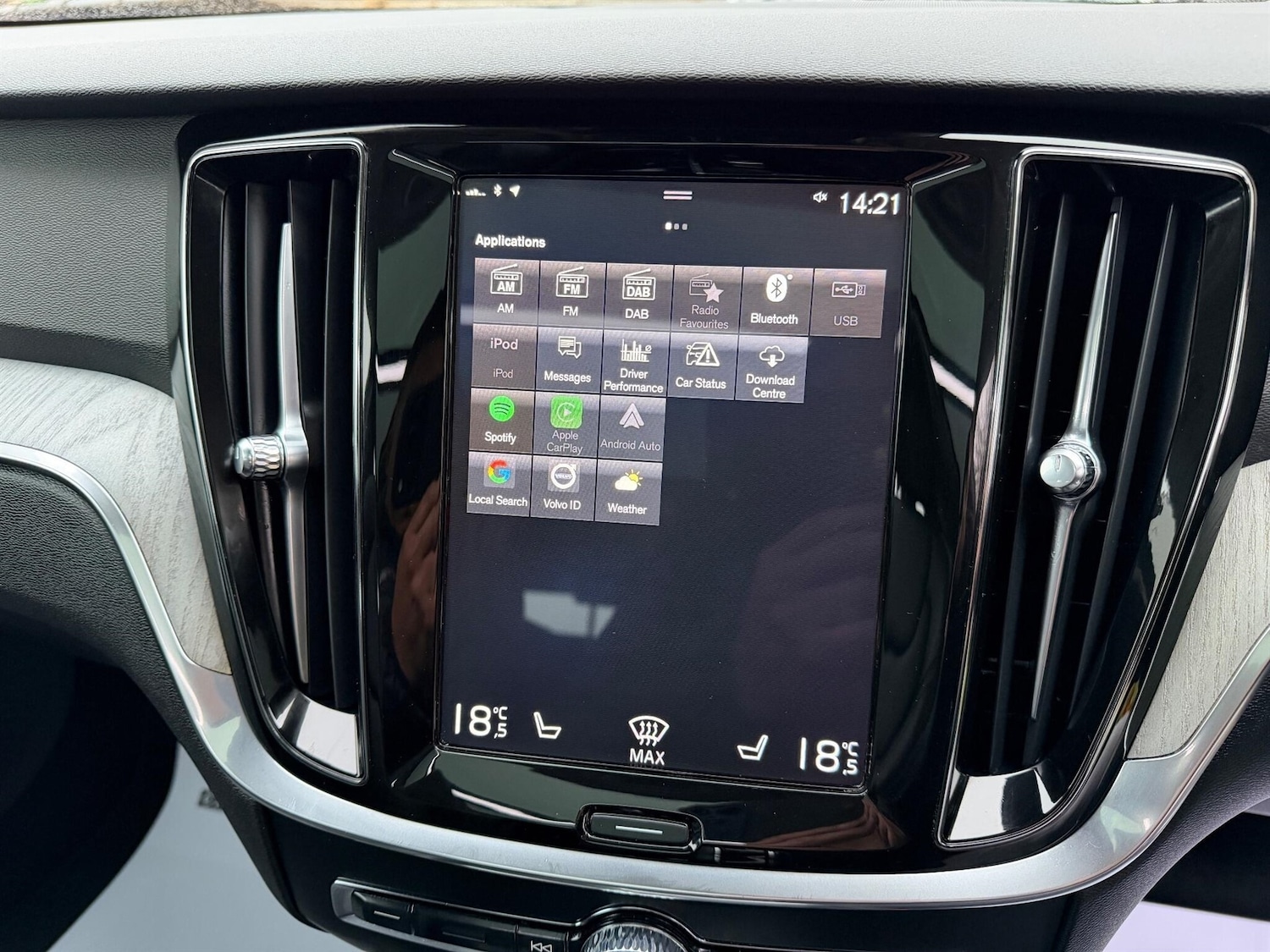 Used Volvo V60 2018 for sale - 76519505: Photo 18