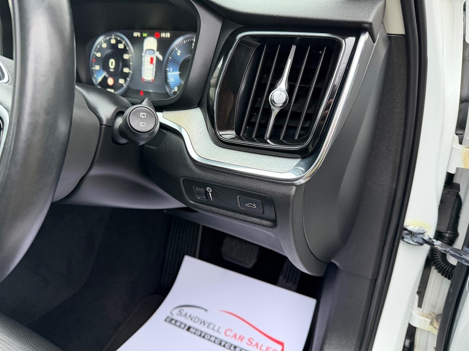 Used Volvo V60 2018 for sale - 76519505: Photo 21