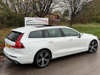 Used Volvo V60 2018 for sale - 76519505: Photo