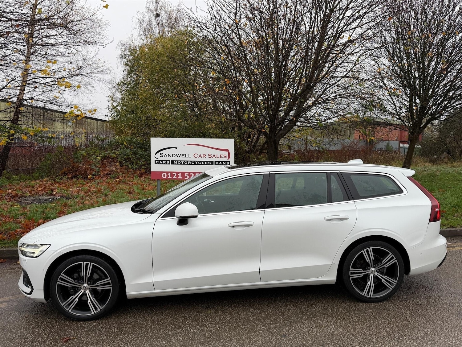 Used Volvo V60 2018 for sale - 76519505: Photo 6