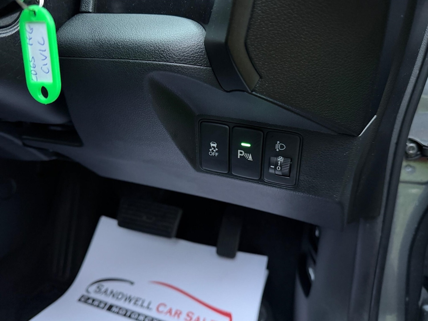 Used Honda Civic 2015 for sale - 75936100: Photo 17