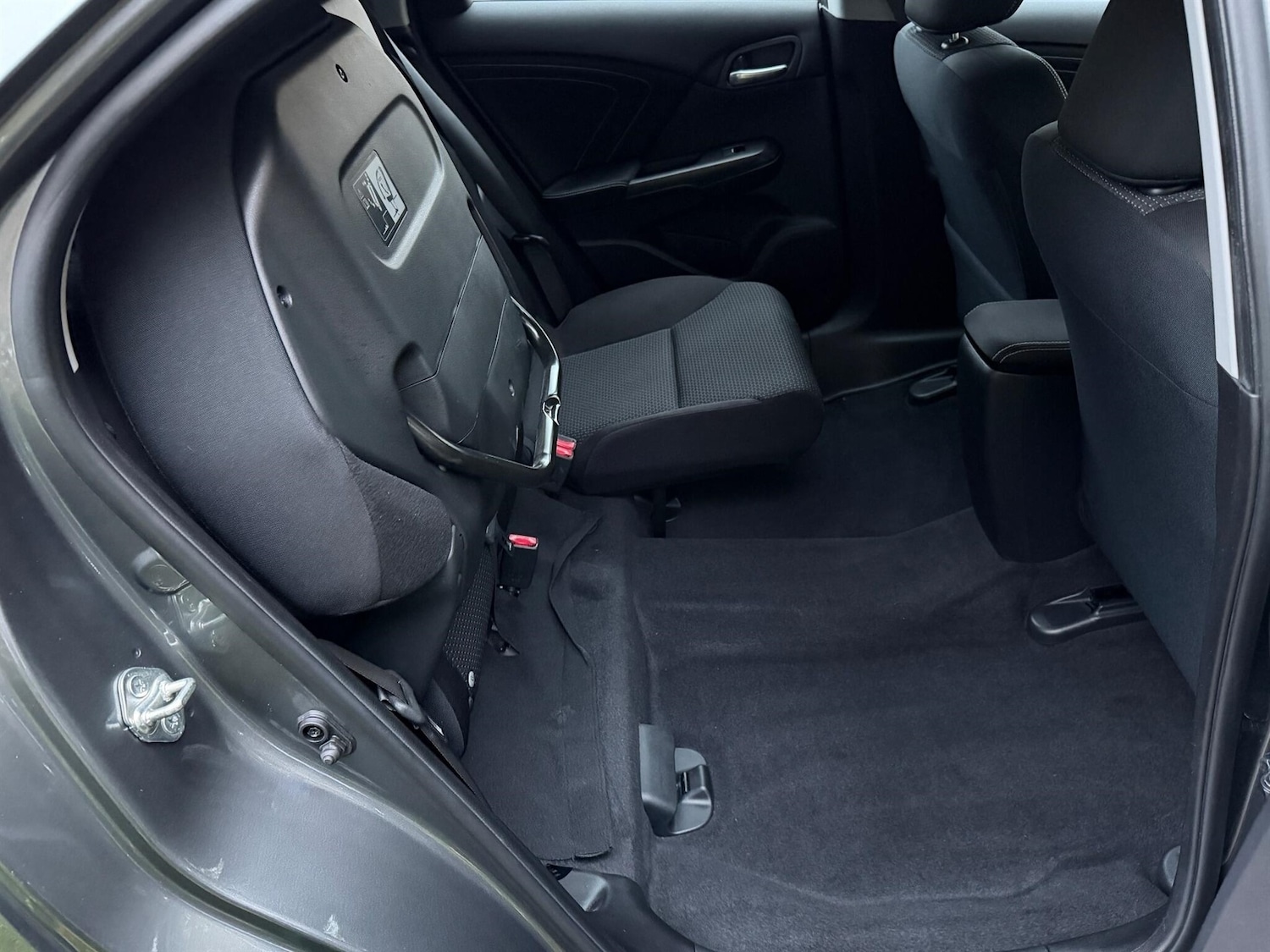 Used Honda Civic 2015 for sale - 75936100: Photo 19