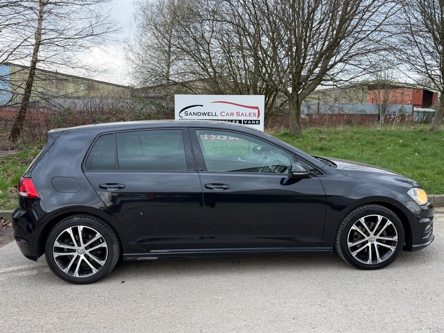 Used Volkswagen Golf 2015 for sale - 77745171: Photo 5