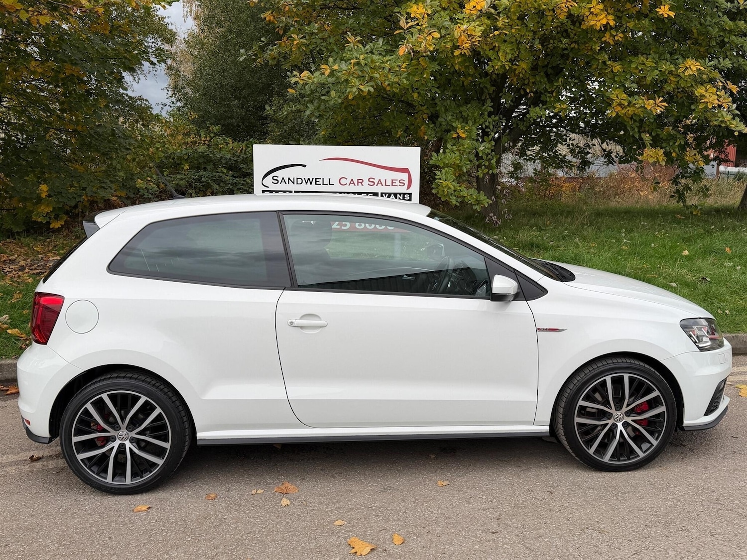 Used Volkswagen Polo 2016 for sale - 76366792: Photo 5