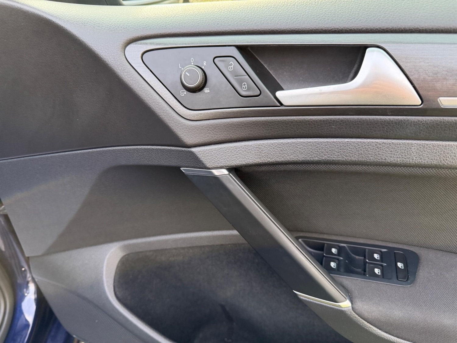 Used Volkswagen Golf 2017 for sale - 77607401: Photo 21