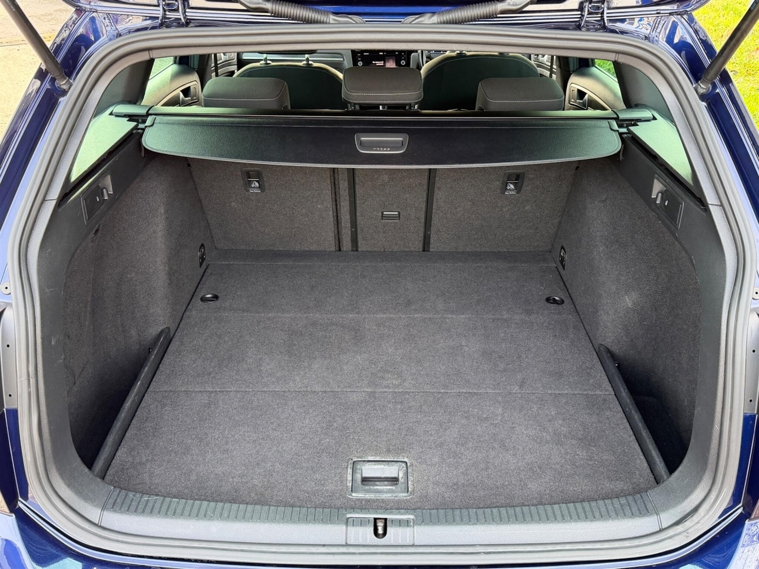 Used Volkswagen Golf 2017 for sale - 77607401: Photo 22