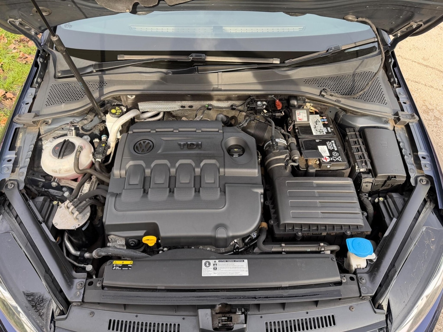 Used Volkswagen Golf 2017 for sale - 77607401: Photo 23