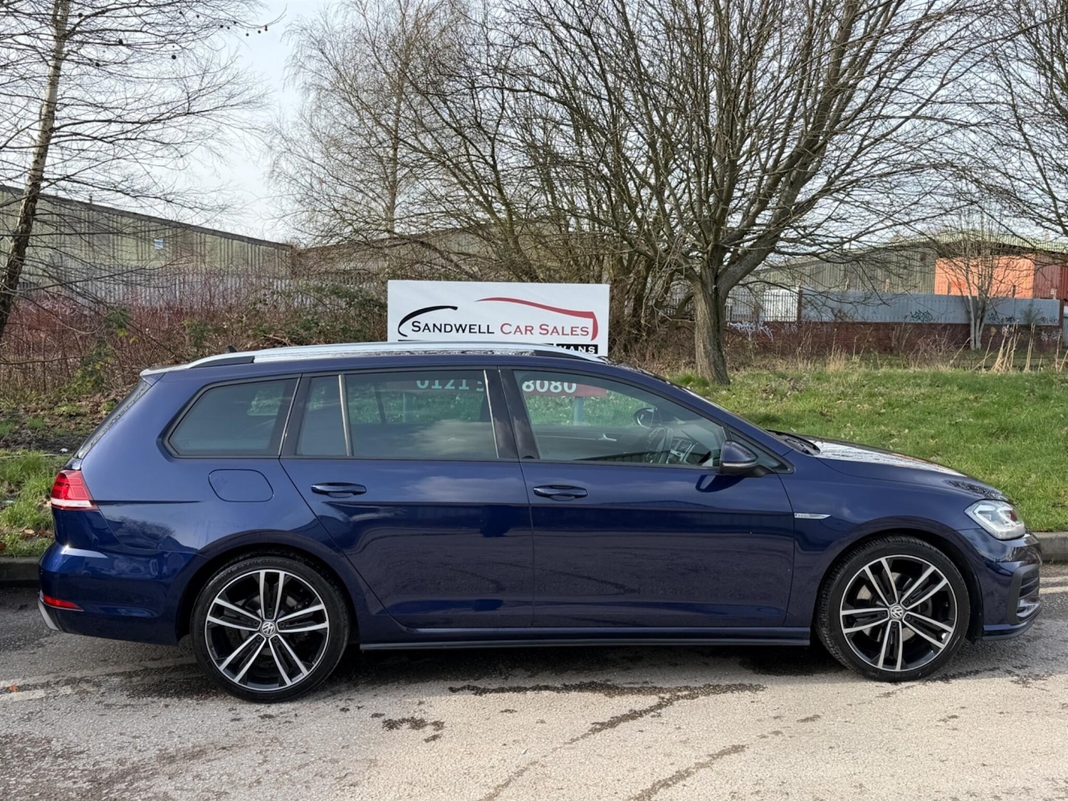Used Volkswagen Golf 2017 for sale - 77607401: Photo 5
