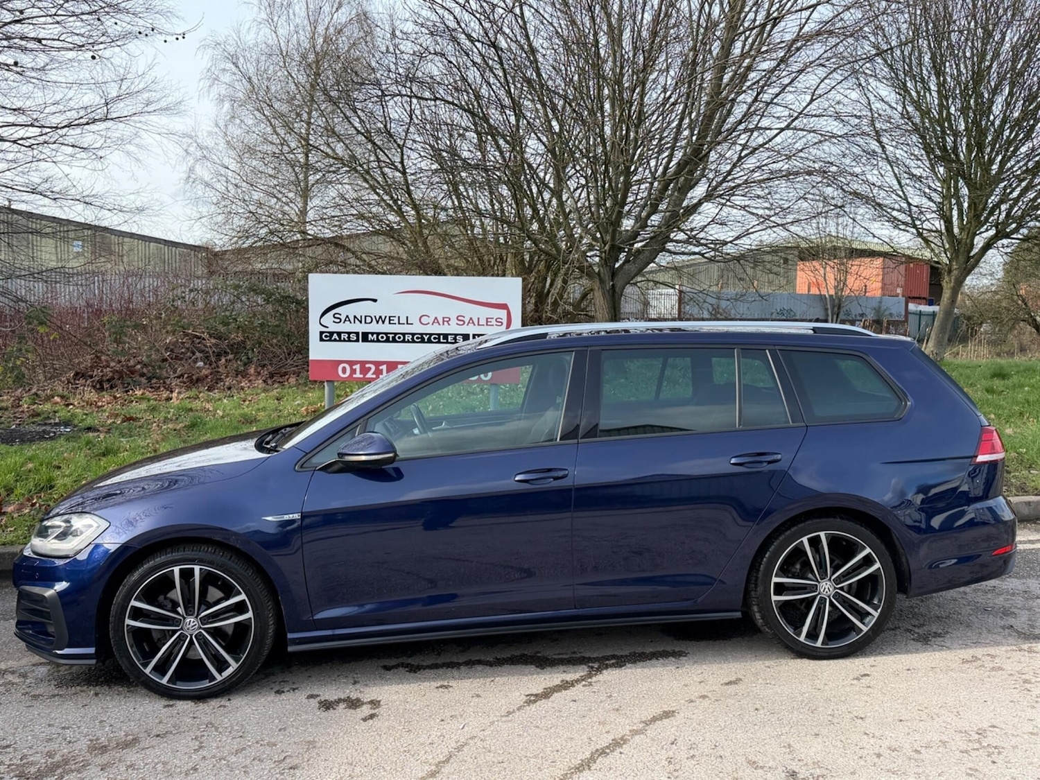 Used Volkswagen Golf 2017 for sale - 77607401: Photo 6