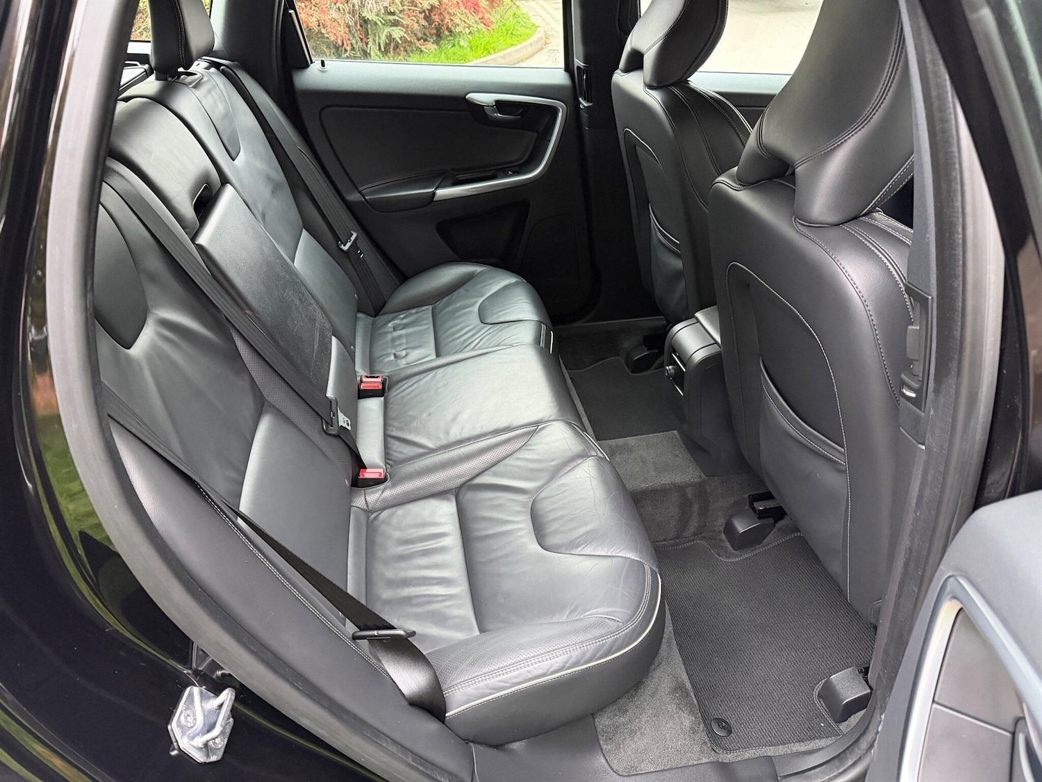 Used Volvo XC60 2015 for sale - 76177245: Photo 11