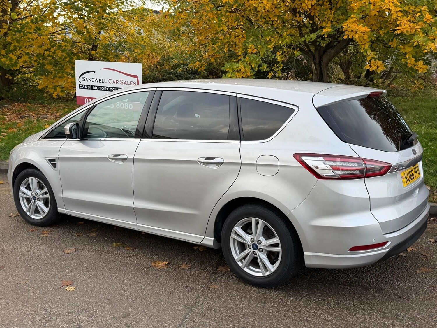 Used Ford S-Max 2016 for sale - 76036511: Photo 3