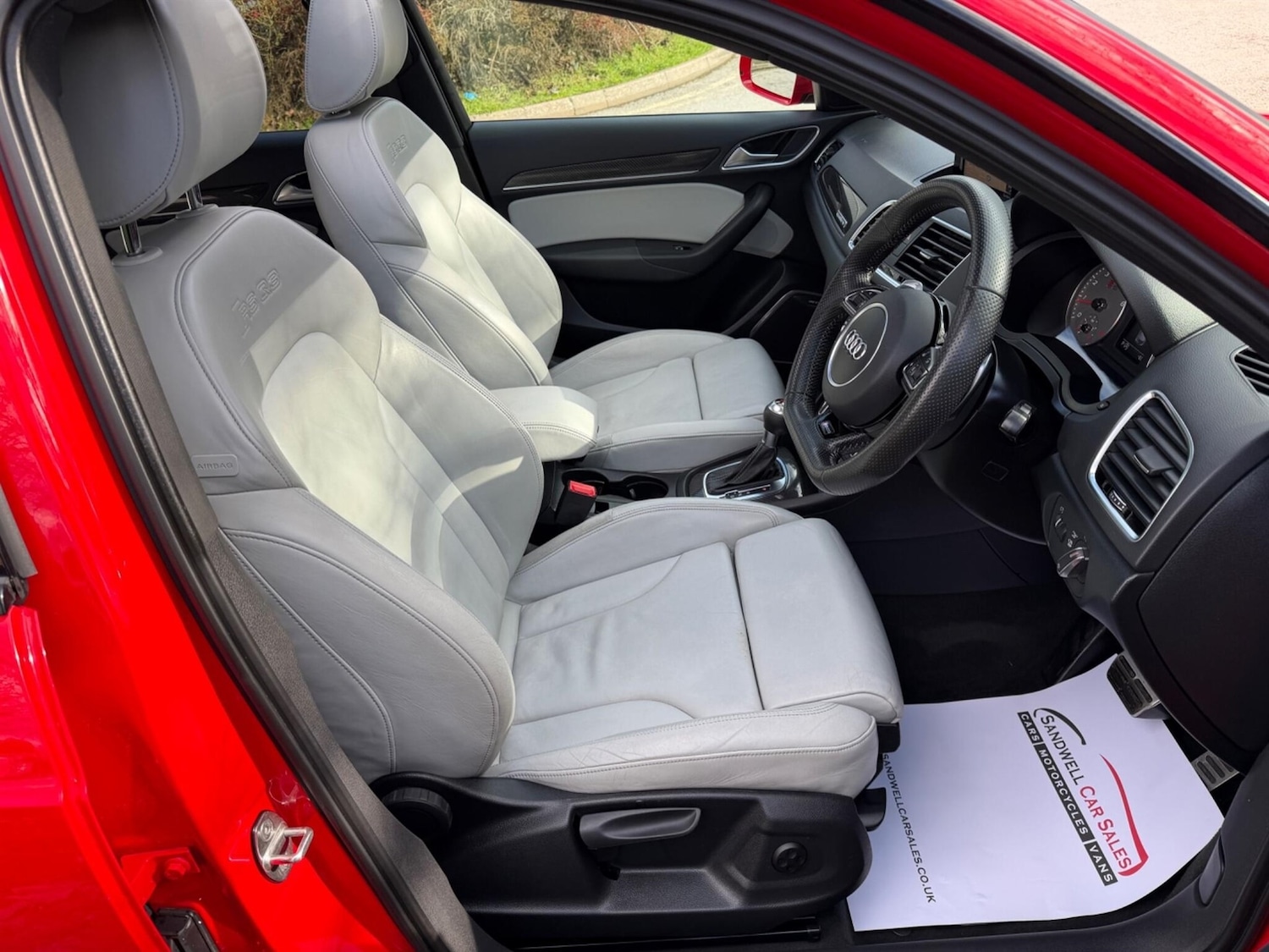 Used Audi RS Q3 2016 for sale - 77731085: Photo 11