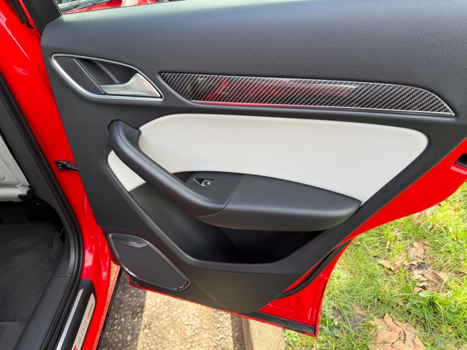 Used Audi RS Q3 2016 for sale - 77731085: Photo 25