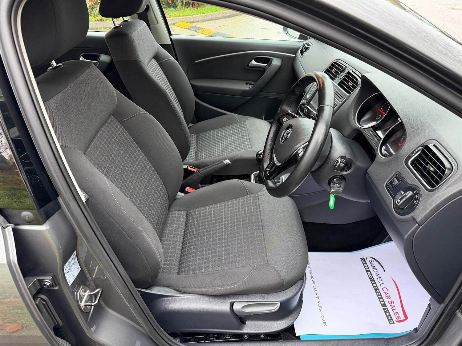 Used Volkswagen Polo 2015 for sale - 76177253: Photo 10