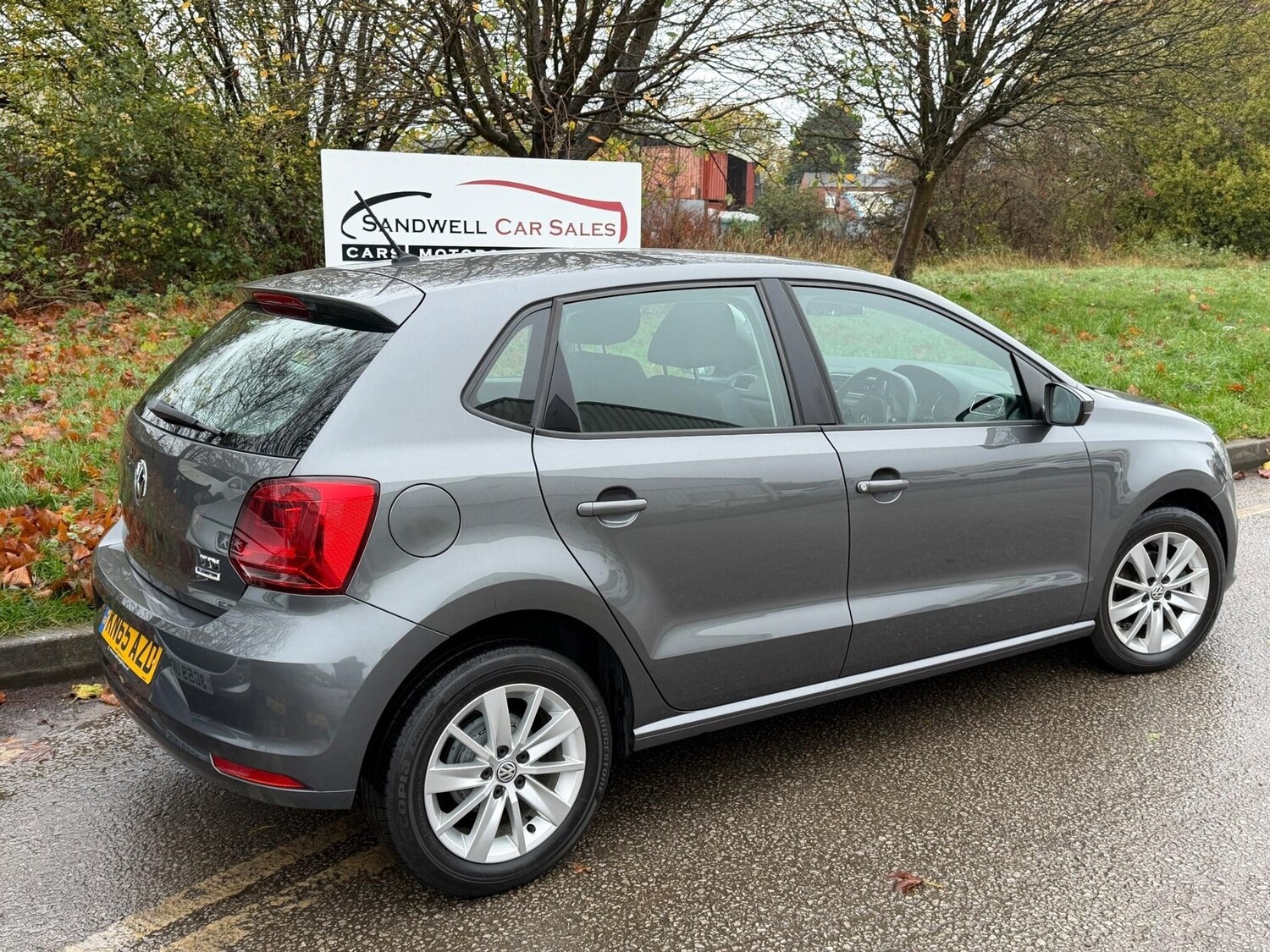 Used Volkswagen Polo 2015 for sale - 76177253: Photo 3