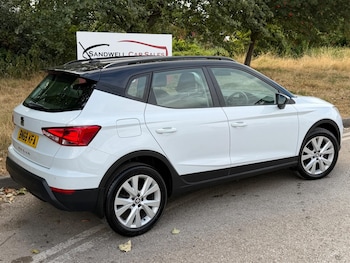 Used SEAT Arona 2018 for sale - 79369237: Photo