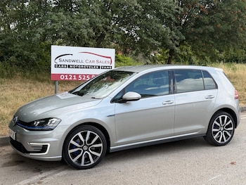 Used Volkswagen Golf 2015 for sale - 79111726: Photo