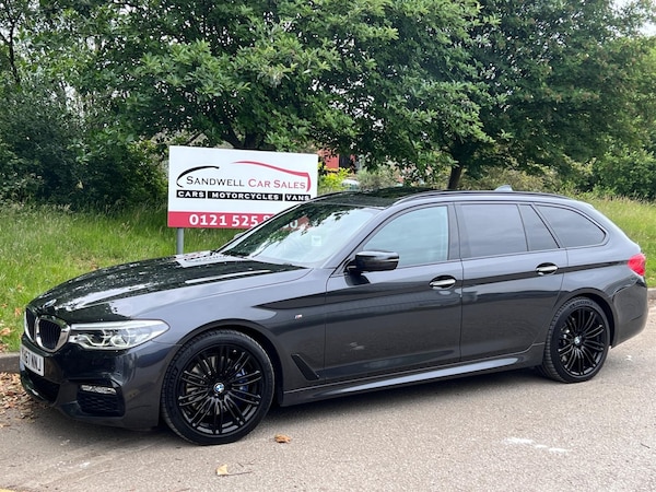 Used BMW 5 Series 2017 for sale - 74818476: Photo 1