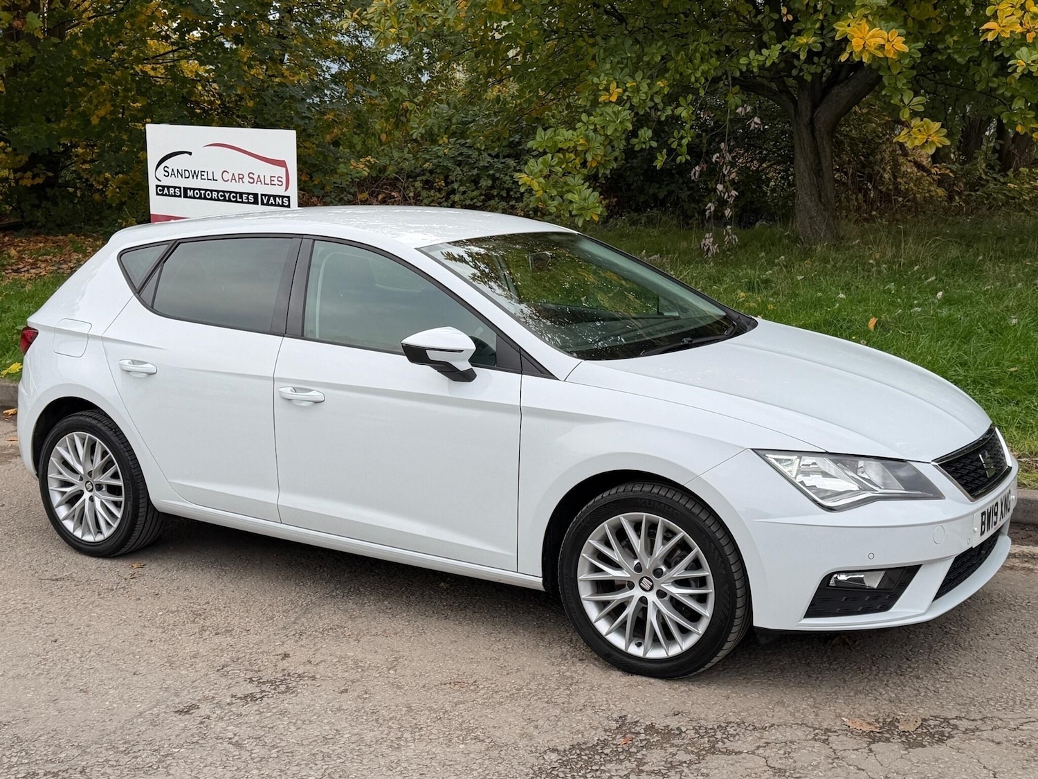 Used SEAT Leon 2019 for sale - 76177281: Photo 2