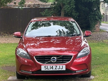 Used Volvo V40 2014 for sale - 78839573: Photo