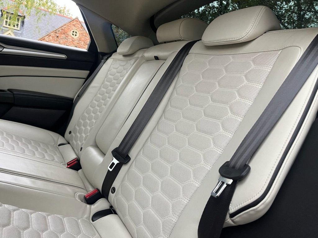 Used Ford Mondeo 2017 for sale - 76900354: Photo 14