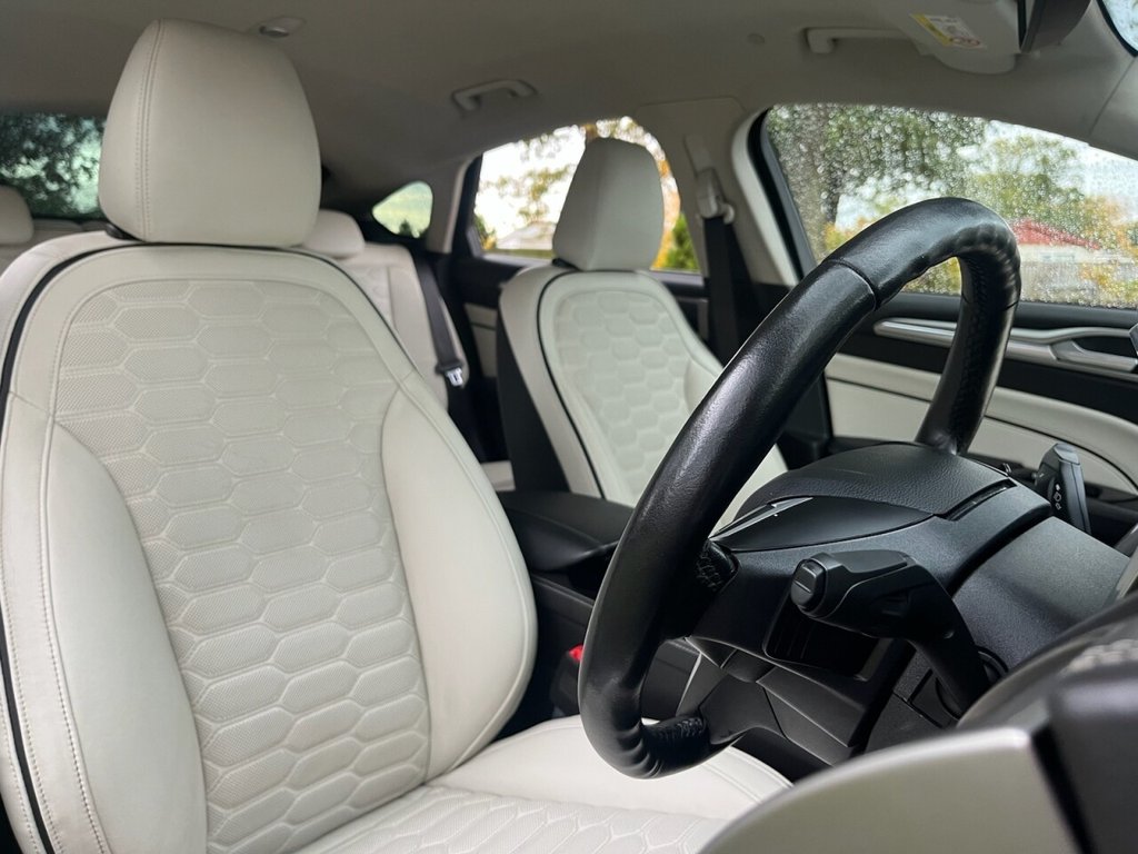 Used Ford Mondeo 2017 for sale - 76900354: Photo 4