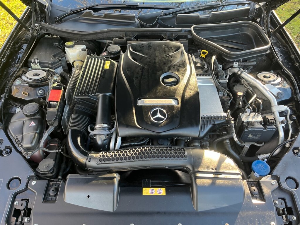 Used Mercedes-Benz SLK 2016 for sale - 77582922: Photo 8