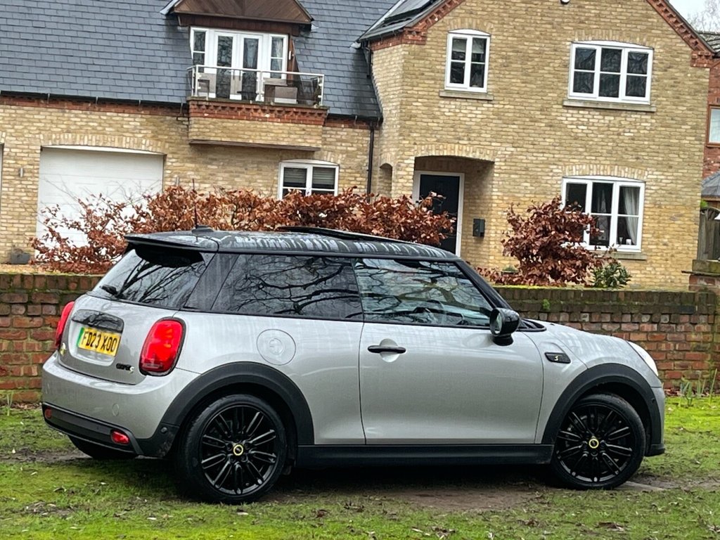 Used MINI Hatch 2023 for sale - 77594028: Photo 11