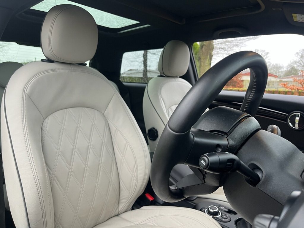 Used MINI Hatch 2023 for sale - 77594028: Photo 15