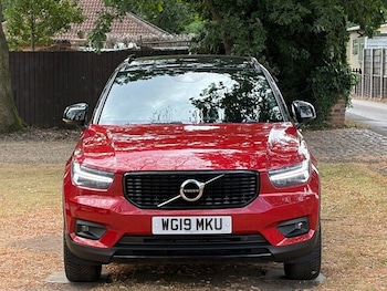 Used Volvo XC40 2019 for sale - 79422950: Photo