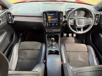 Used Volvo XC40 2019 for sale - 79422950: Photo