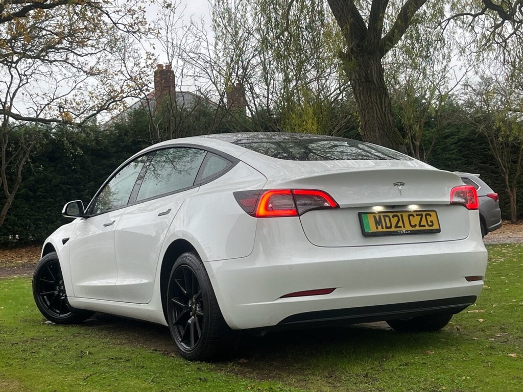 Used Tesla Model 3 2021 for sale - 76617555: Photo 11