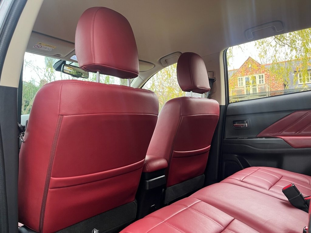 Used Mitsubishi Outlander 2018 for sale - 76900643: Photo 13