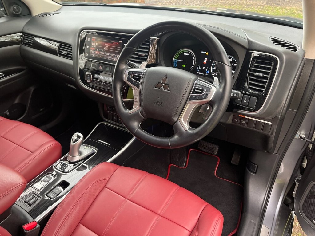 Used Mitsubishi Outlander 2018 for sale - 76900643: Photo 15