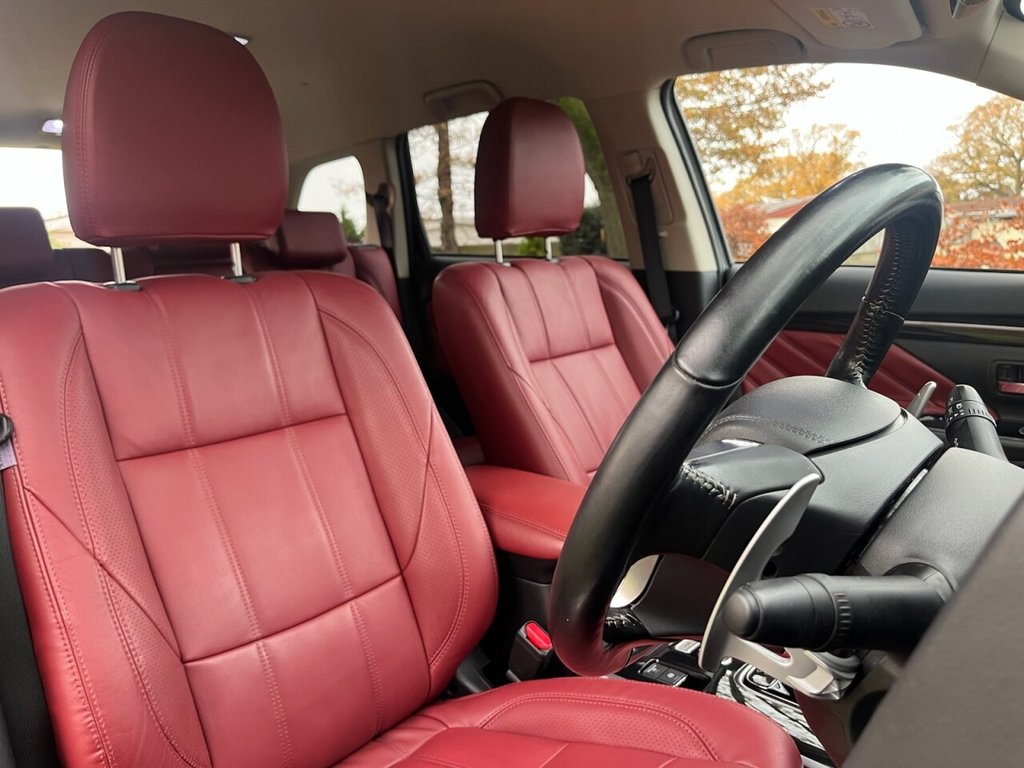 Used Mitsubishi Outlander 2018 for sale - 76900643: Photo 16