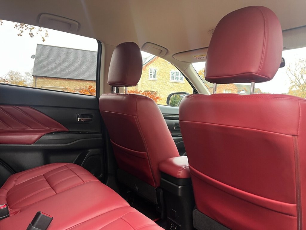 Used Mitsubishi Outlander 2018 for sale - 76900643: Photo 18