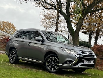 Mitsubishi Outlander feature image