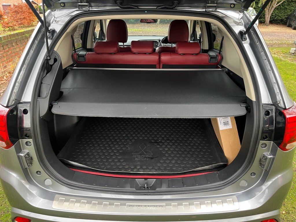 Used Mitsubishi Outlander 2018 for sale - 76900643: Photo 21