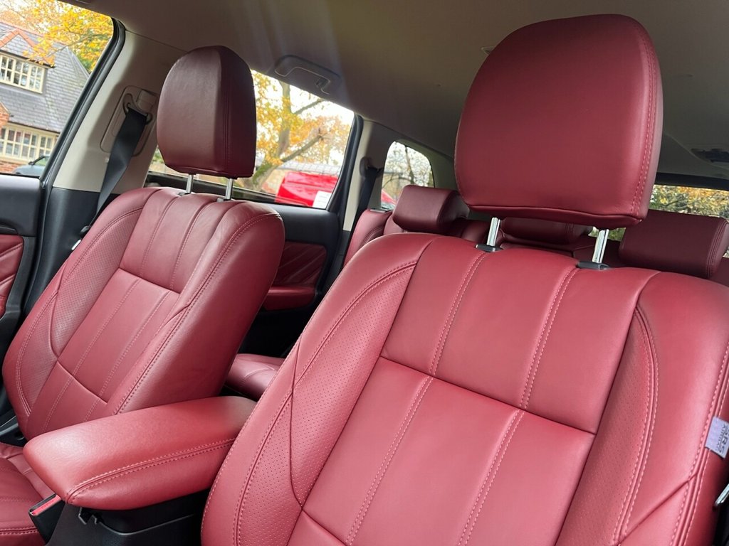 Used Mitsubishi Outlander 2018 for sale - 76900643: Photo 7