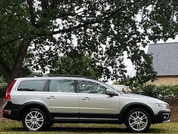 Used Volvo XC70 2015 for sale - 75642692: Photo
