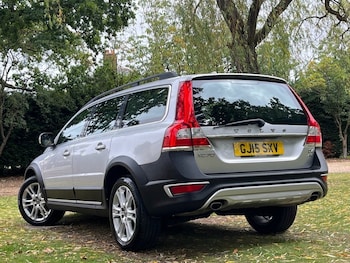 Used Volvo XC70 2015 for sale - 75642692: Photo