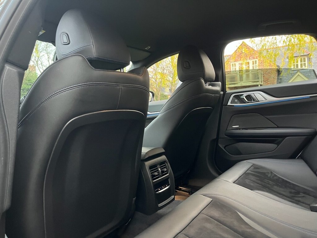 Used BMW i4 2022 for sale - 76883320: Photo 16