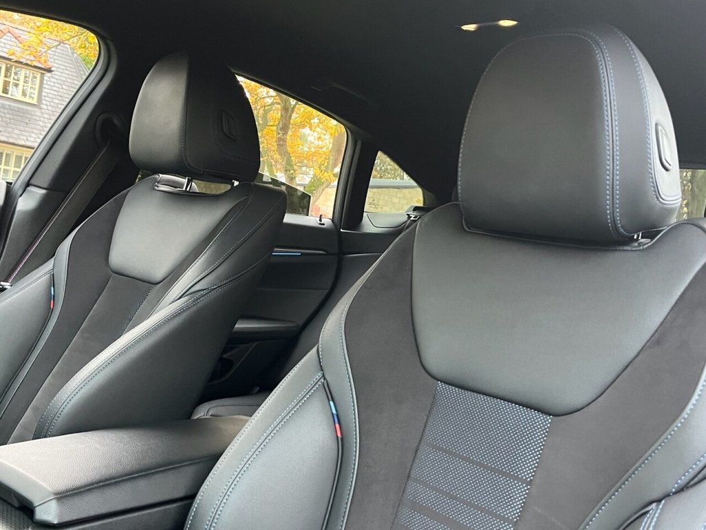 Used BMW i4 2022 for sale - 76883320: Photo 5