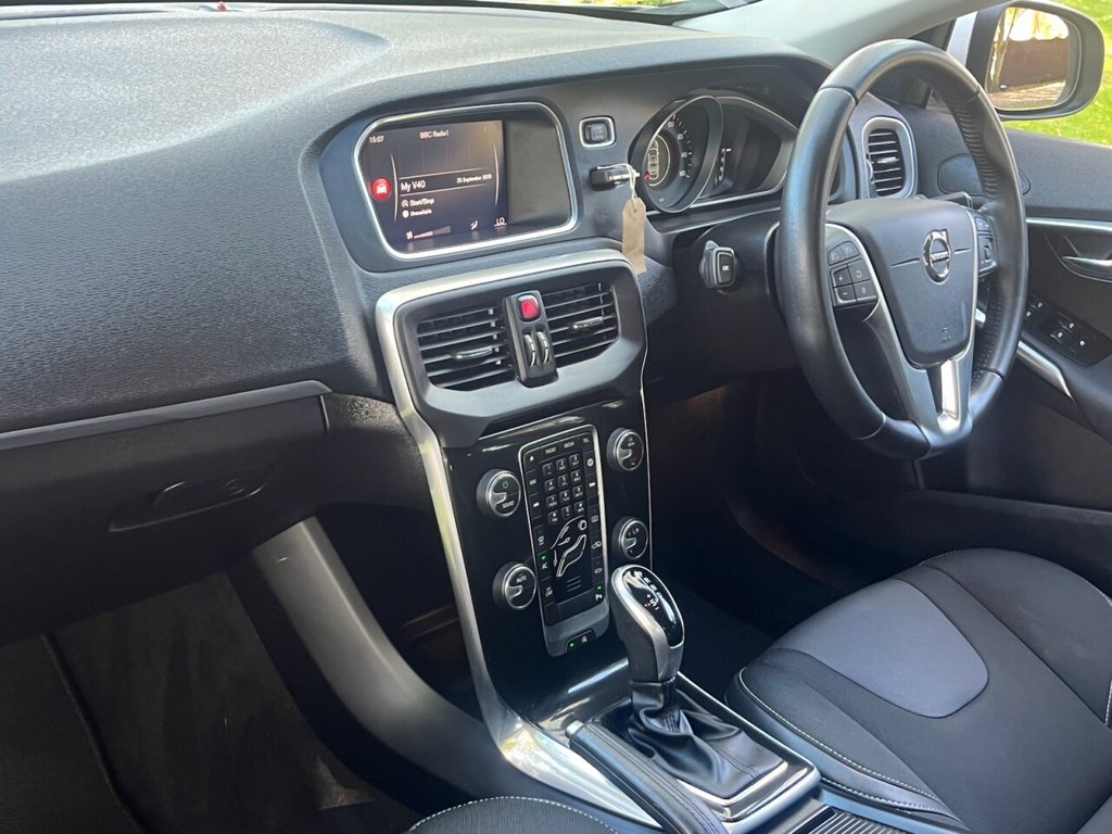Used Volvo V40 2017 for sale - 76081222: Photo 18