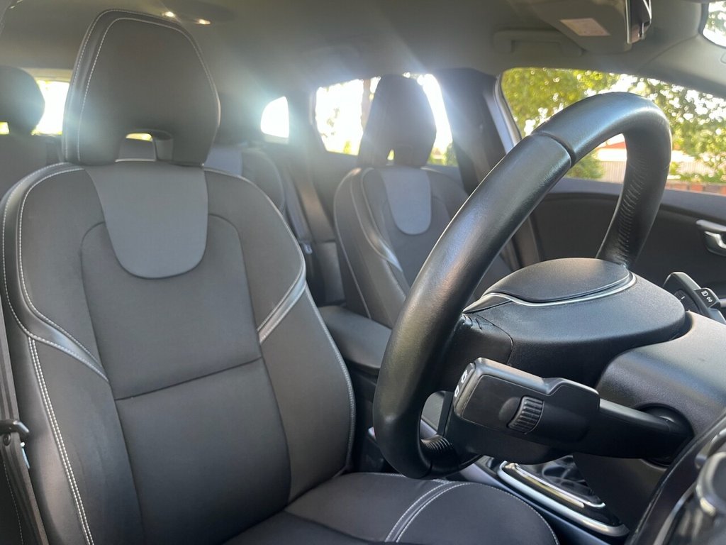 Used Volvo V40 2017 for sale - 76081222: Photo 5