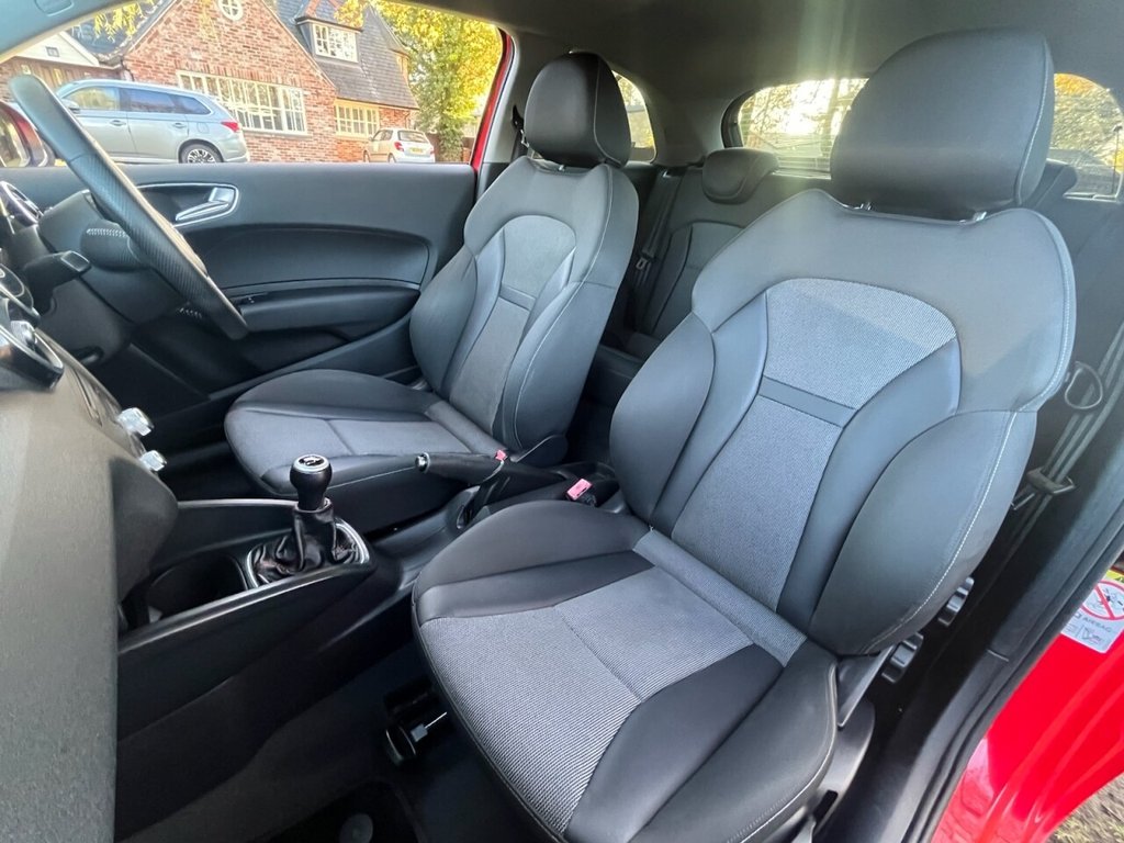 Used Audi A1 2011 for sale - 76768648: Photo 10